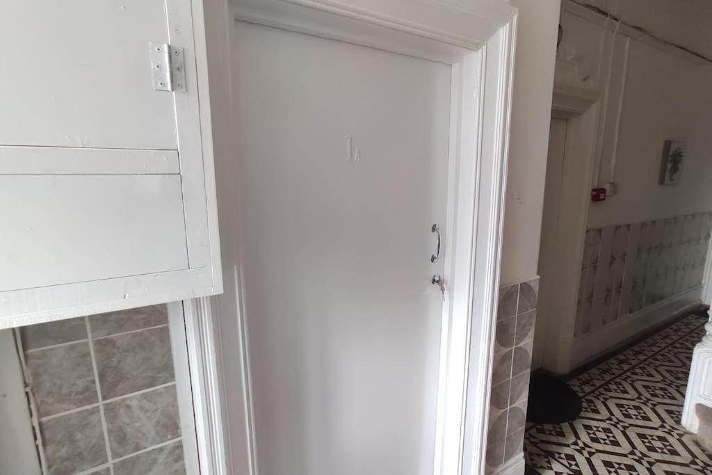 1 Bedroom Studio In A Supurb Area Of Cardiff Esterno foto